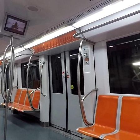 Raffinato Appartamento Metro A Rome Bagian luar foto